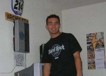 arch214 profile photo