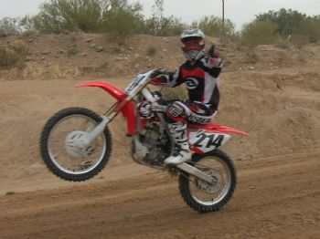 arch214 profile photo