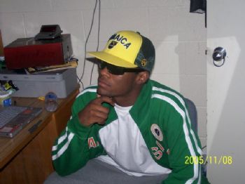 tonytone15 profile photo