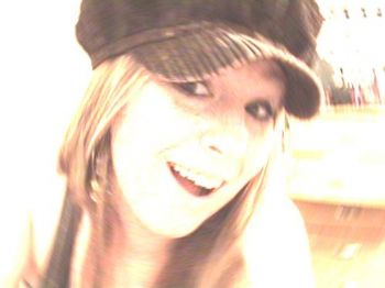 sarahk87 profile photo