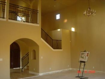 hollisterca profile photo