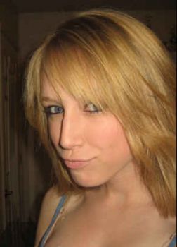 emzers profile photo