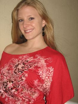 amberknewsom profile photo