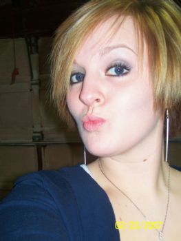 nanina08 profile photo