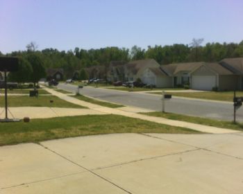 MelanieB83 profile photo