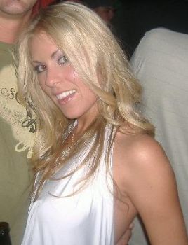 nikki221 profile photo