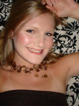 ashly1985 profile photo