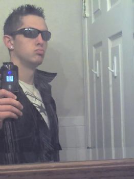 devlynisaiah profile photo