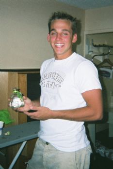 JLarry profile photo