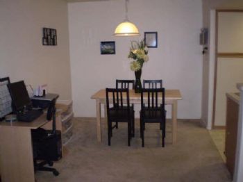 elretsvek profile photo