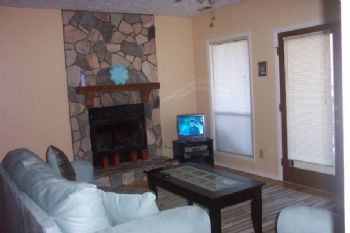 tiffch83 profile photo