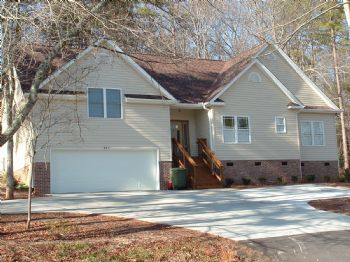 elyerly profile photo