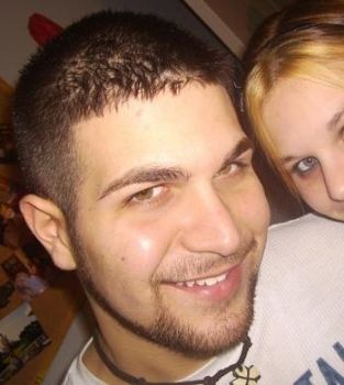 erich19 profile photo