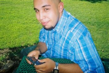 emmanuel87 profile photo