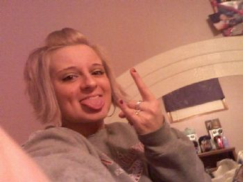 ambie1986 profile photo