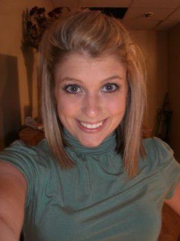 hollybriana profile photo