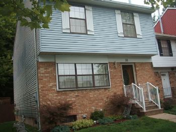 blutzker11 profile photo