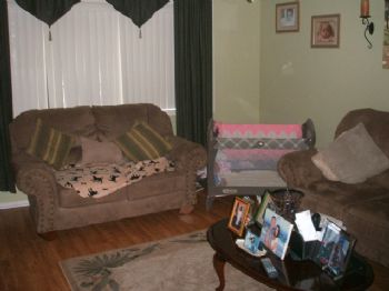 blutzker11 profile photo