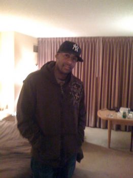 newlyfe profile photo