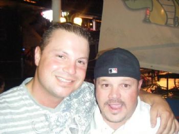 red1073 profile photo