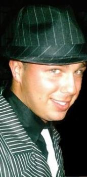 dat935 profile photo