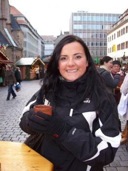 ellieecobar profile photo