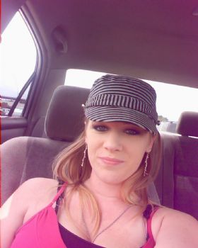 julierachele profile photo