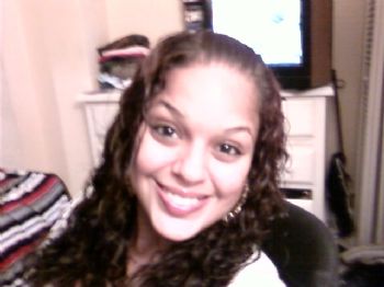 Luvlykari profile photo