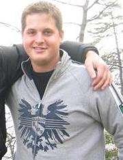 brow5489 profile photo