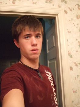 sl8trh8tr profile photo