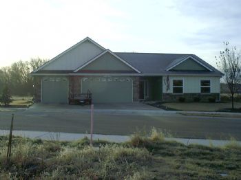 broker0318 profile photo