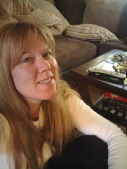 LoriNik65 profile photo