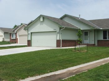 betsytaub profile photo