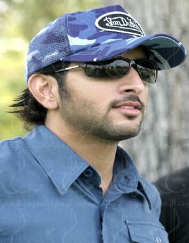 aneed25 profile photo