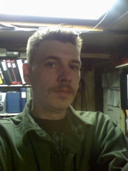 larryhush profile photo