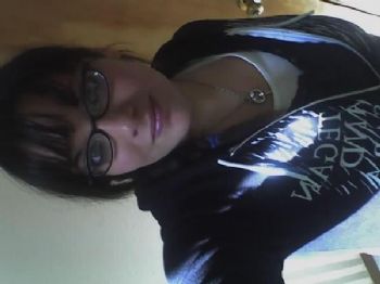 betrays profile photo