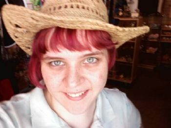 onyatola profile photo