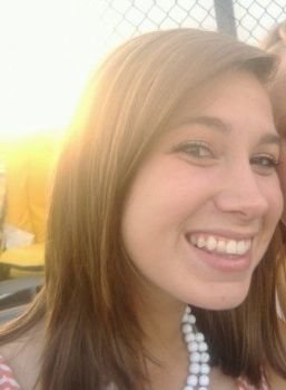 amybethholde profile photo