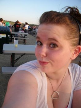 christineg10 profile photo