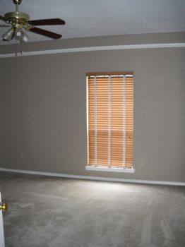 lauraluby profile photo