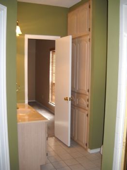 lauraluby profile photo