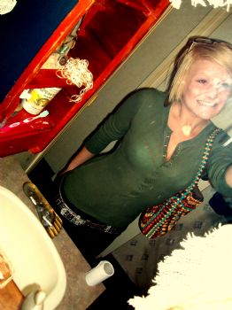 Abcblondy123 profile photo