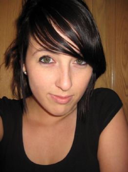 ladylawnie profile photo