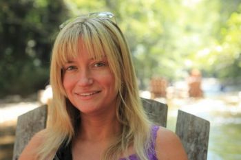 hb1977 profile photo