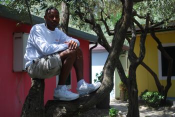 clewis profile photo