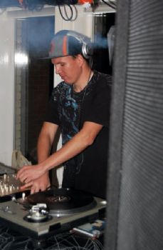 glowstickgor profile photo