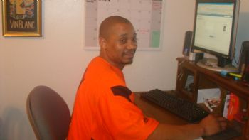 DeeB8677 profile photo