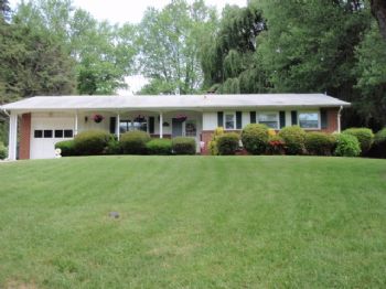 Ecgirl27 profile photo