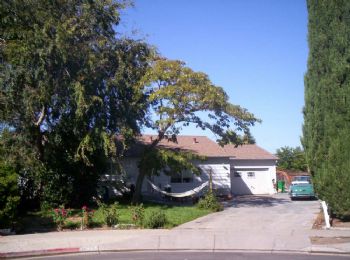 happyroomie profile photo