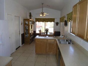 azteacher83 profile photo